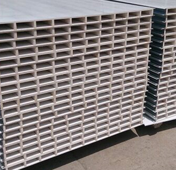 Glass magnesium color steel plate